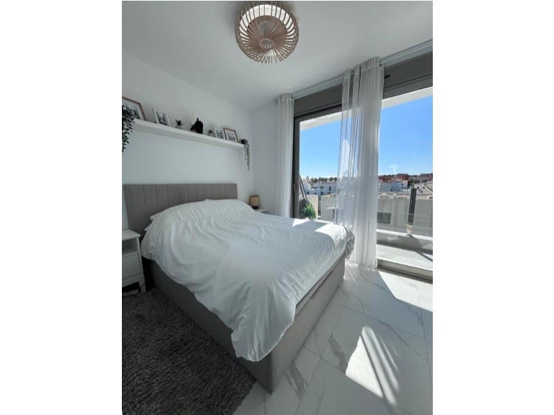 5 soverom Villa til salgs i Orihuela Costa med svømmebasseng - € 595 000 (Ref: 9973054)