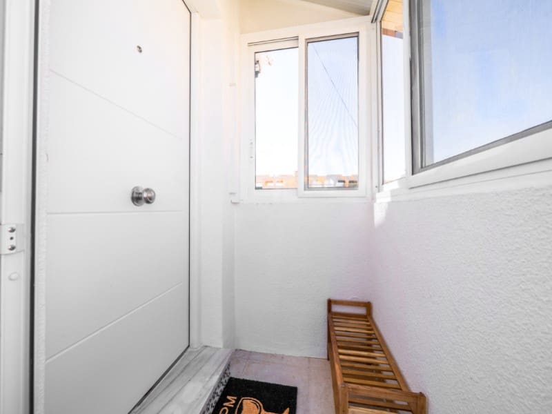 Apartamento de 1 habitación en El Chaparral en venta con piscina - 164.000 € (Ref: 9973055)