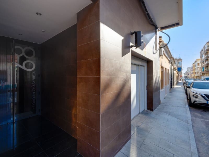 3 slaapkamer Appartement te koop in Torrevieja - € 299.000 (Ref: 9975051)