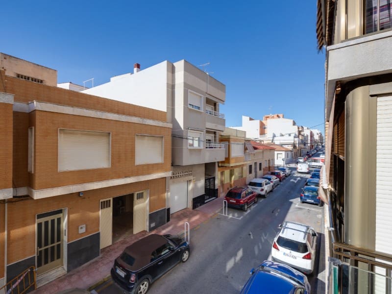 3 slaapkamer Appartement te koop in Torrevieja - € 299.000 (Ref: 9975051)