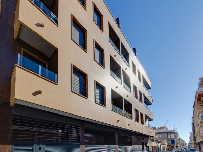 3 slaapkamer Appartement te koop in Torrevieja - € 299.000 (Ref: 9975051)