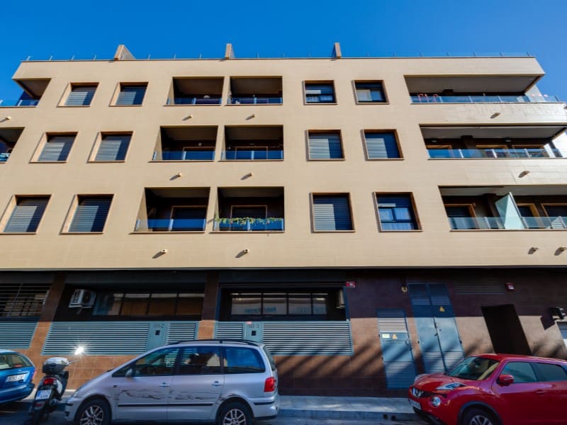 3 slaapkamer Appartement te koop in Torrevieja - € 299.000 (Ref: 9975051)