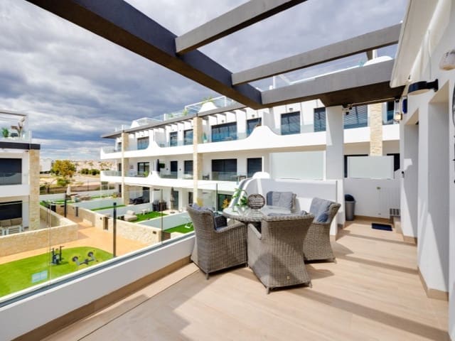 3 slaapkamer Bungalow te koop in Punta Prima, Orihuela - € 429.900 (Ref: 9975052)