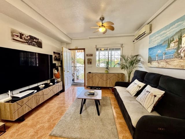 2 camera da letto Casa in vendita in El Chaparral - La Siesta - La Torreta, Torrevieja con piscina - 169.500 € (Rif: 9977040)