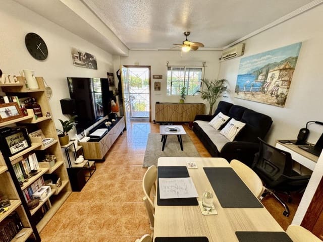 2 camera da letto Casa in vendita in El Chaparral - La Siesta - La Torreta, Torrevieja con piscina - 169.500 € (Rif: 9977040)