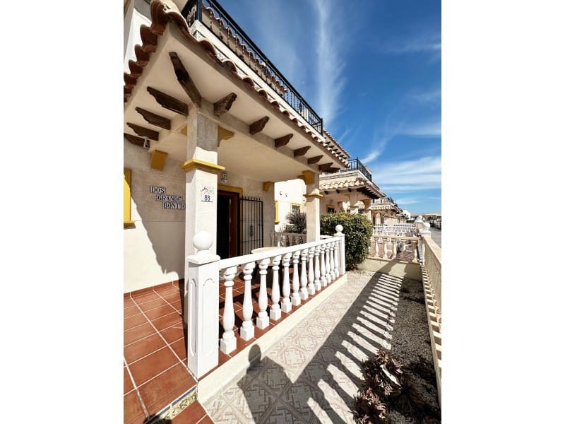 2 slaapkamer Villa te koop in Cabo Roig - € 239.000 (Ref: 9977043)