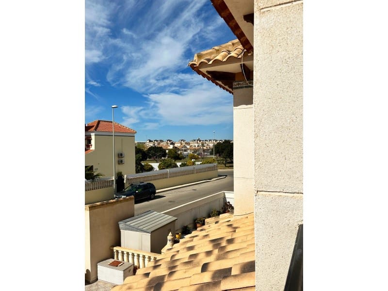 2 slaapkamer Villa te koop in Cabo Roig - € 239.000 (Ref: 9977043)