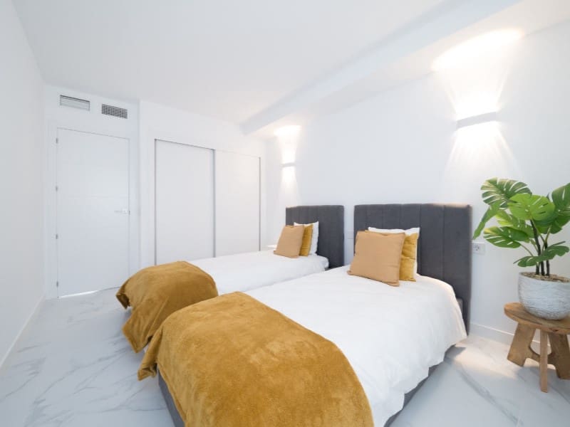 2 bedroom Apartment for sale in Torrevieja with pool - € 495,000 (Ref: 9977044)