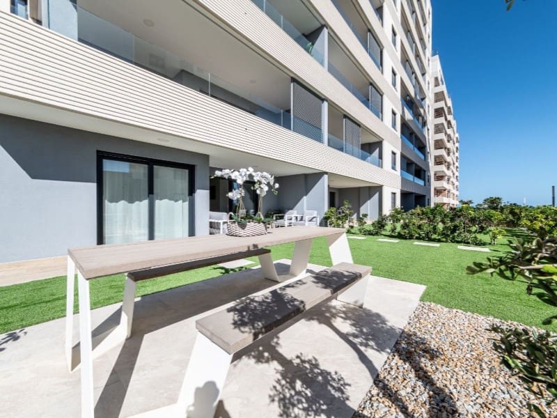 2 bedroom Apartment for sale in Torrevieja with pool - € 495,000 (Ref: 9977044)