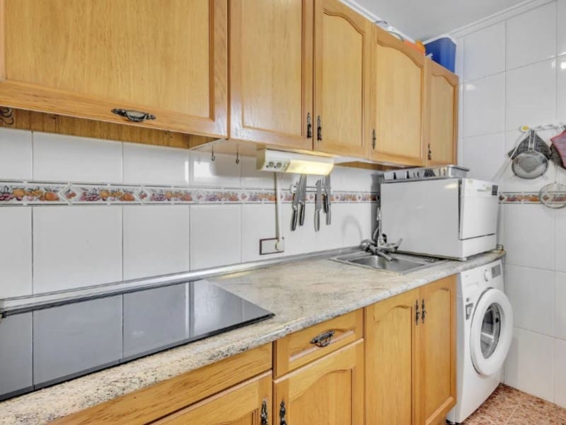 1 slaapkamer Penthouse te koop in Torrevieja - € 139.000 (Ref: 9978539)