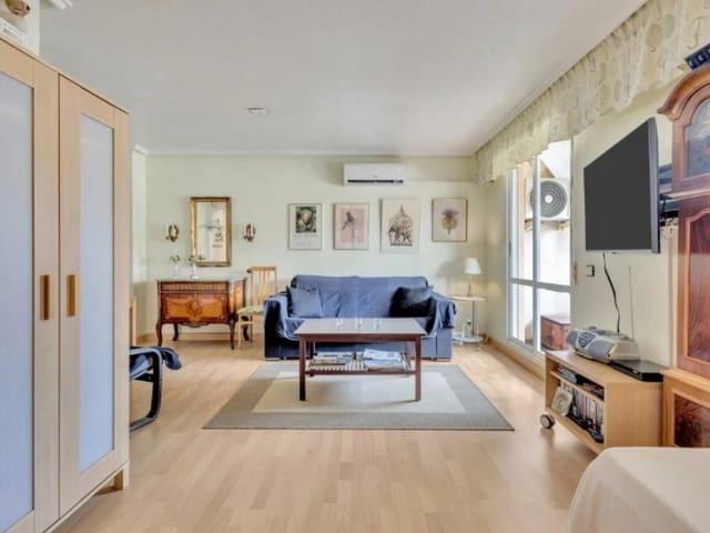 1 soveværelse Penthouse til salg i Parque de las Naciones, Torrevieja - € 139.000 (Ref: 9978539)
