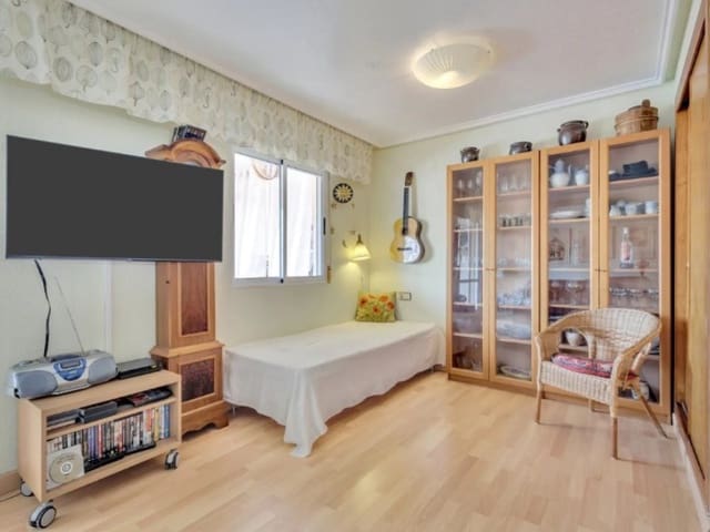 1 soveværelse Penthouse til salg i Parque de las Naciones, Torrevieja - € 139.000 (Ref: 9978539)