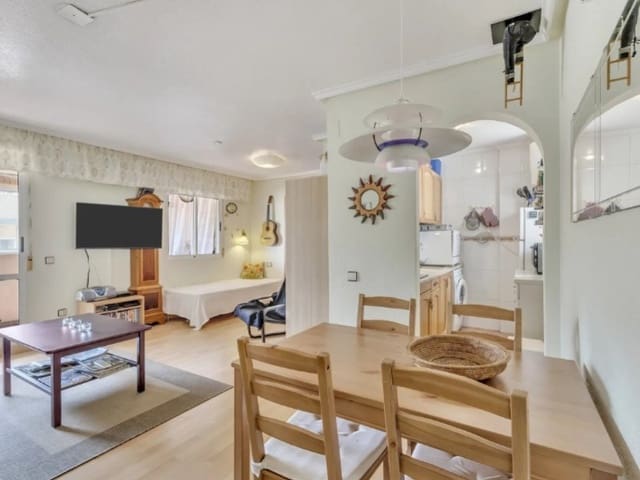 1 soveværelse Penthouse til salg i Parque de las Naciones, Torrevieja - € 139.000 (Ref: 9978539)