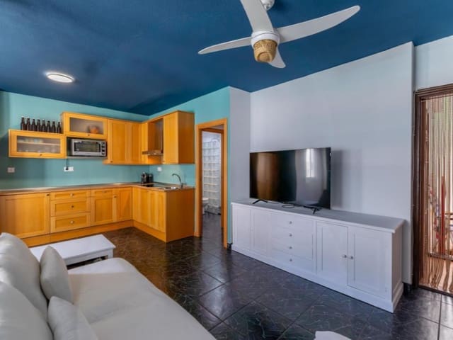 1 soveværelse Lejlighed til salg i Playa de los Náufragos, Torrevieja med swimmingpool - € 132.000 (Ref: 9982699)