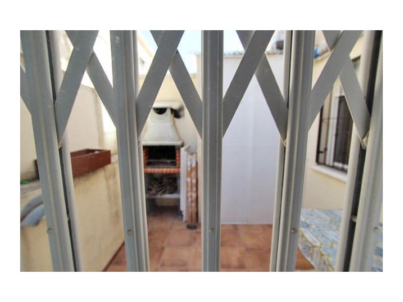 2 slaapkamer Bungalow te koop in El Raso met zwembad - € 171.000 (Ref: 9982701)
