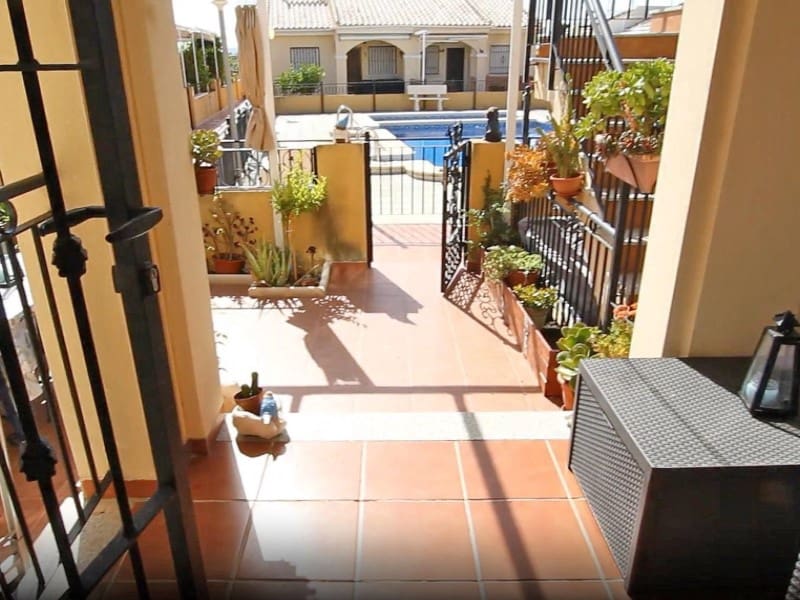 2 slaapkamer Bungalow te koop in El Raso met zwembad - € 171.000 (Ref: 9982701)