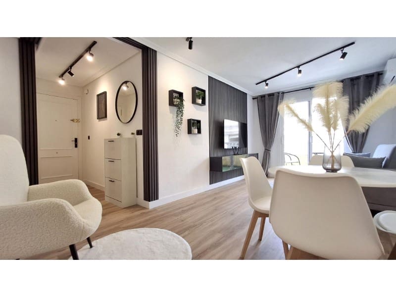 Apartamento de 1 habitación en Torrevieja en venta - 167.000 € (Ref: 9984638)