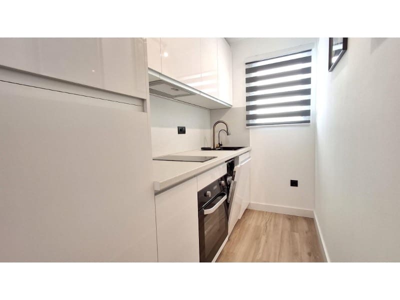 Apartamento de 1 habitación en Torrevieja en venta - 167.000 € (Ref: 9984638)
