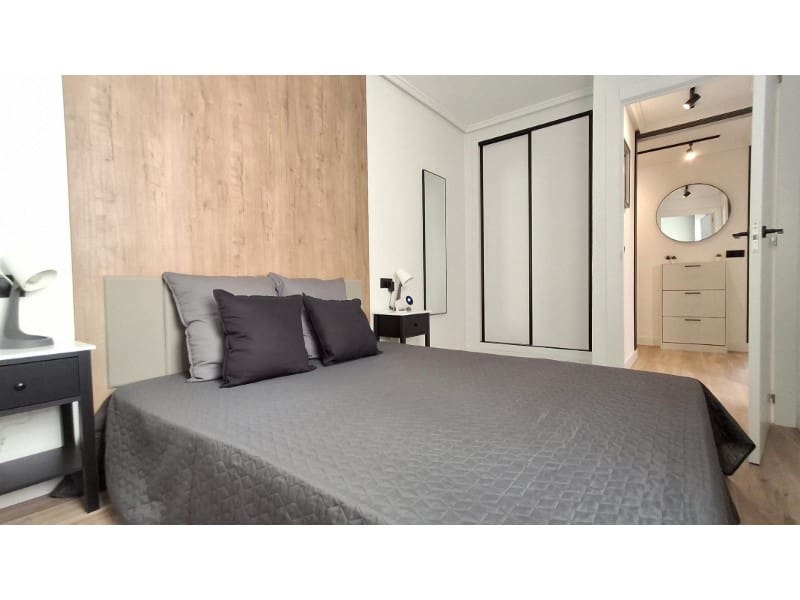 Apartamento de 1 habitación en Torrevieja en venta - 167.000 € (Ref: 9984638)