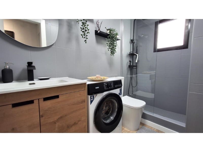 Apartamento de 1 habitación en Torrevieja en venta - 167.000 € (Ref: 9984638)