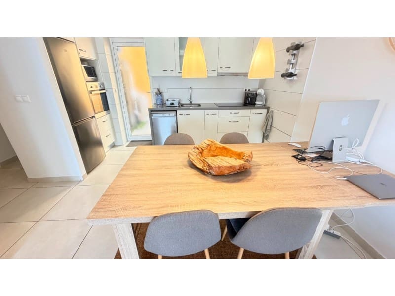 2 quarto Apartamento para venda em Torrevieja - 235 000 € (Ref: 9984640)