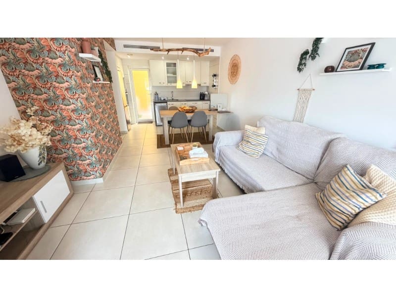2 quarto Apartamento para venda em Torrevieja - 235 000 € (Ref: 9984640)