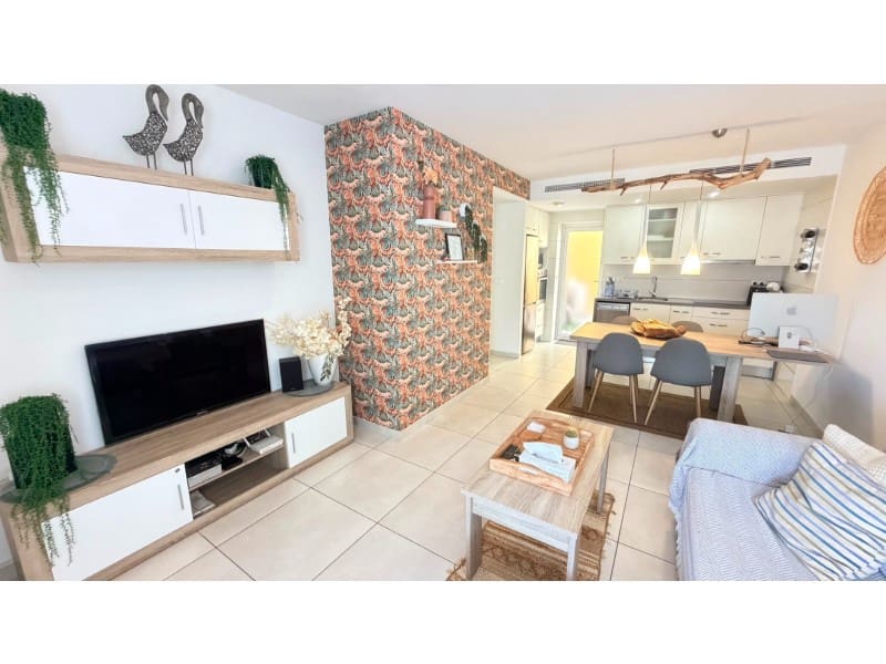 2 quarto Apartamento para venda em Torrevieja - 235 000 € (Ref: 9984640)