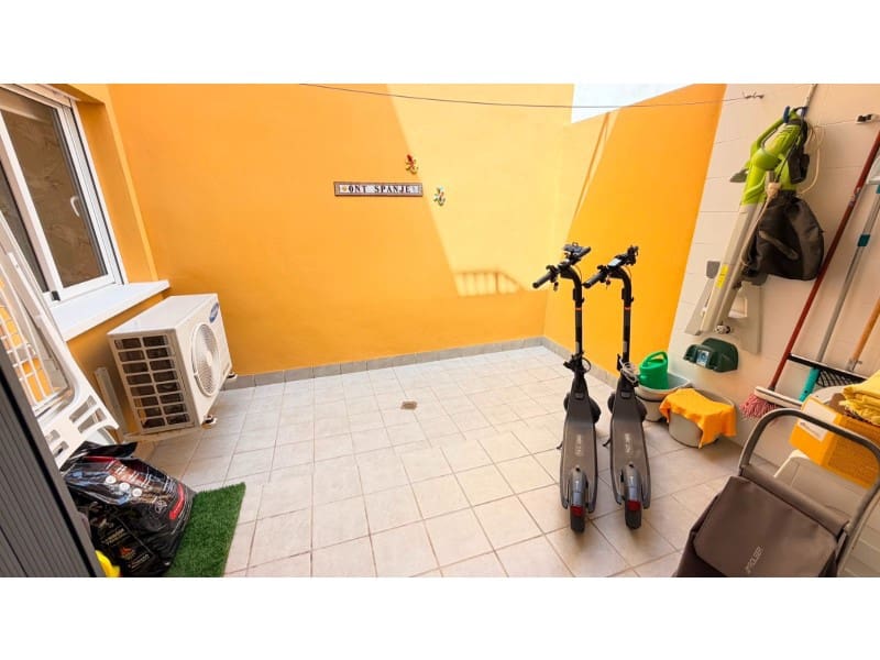 2 quarto Apartamento para venda em Torrevieja - 235 000 € (Ref: 9984640)