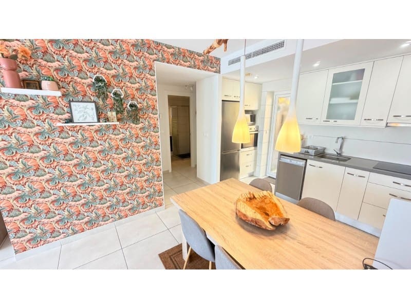 2 quarto Apartamento para venda em Torrevieja - 235 000 € (Ref: 9984640)