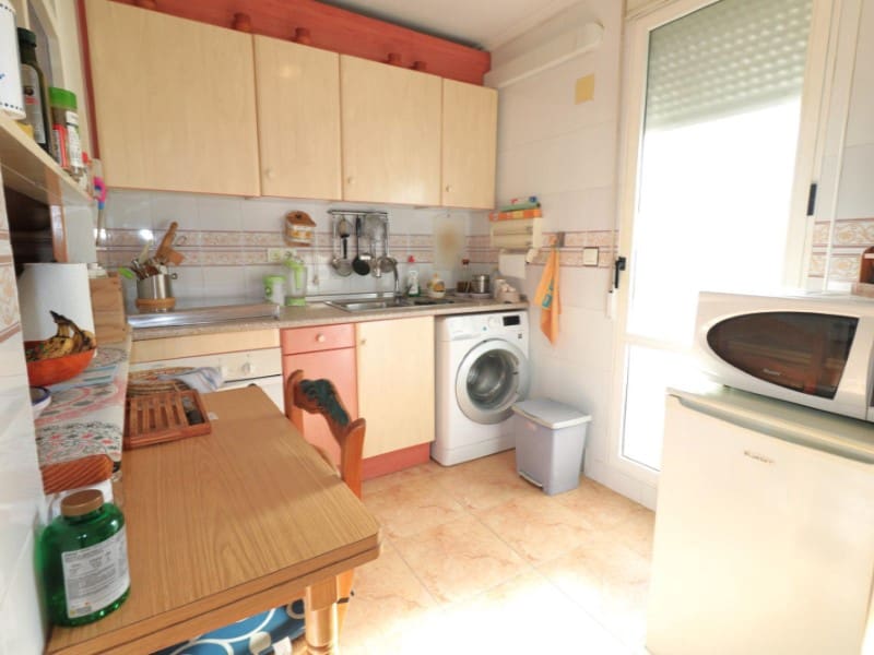 2 makuuhuone Bungalow myytävänä paikassa Torrevieja mukana uima-altaan - 168 000 € (Ref: 9986603)