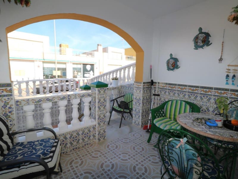 2 makuuhuone Bungalow myytävänä paikassa Torrevieja mukana uima-altaan - 168 000 € (Ref: 9986603)