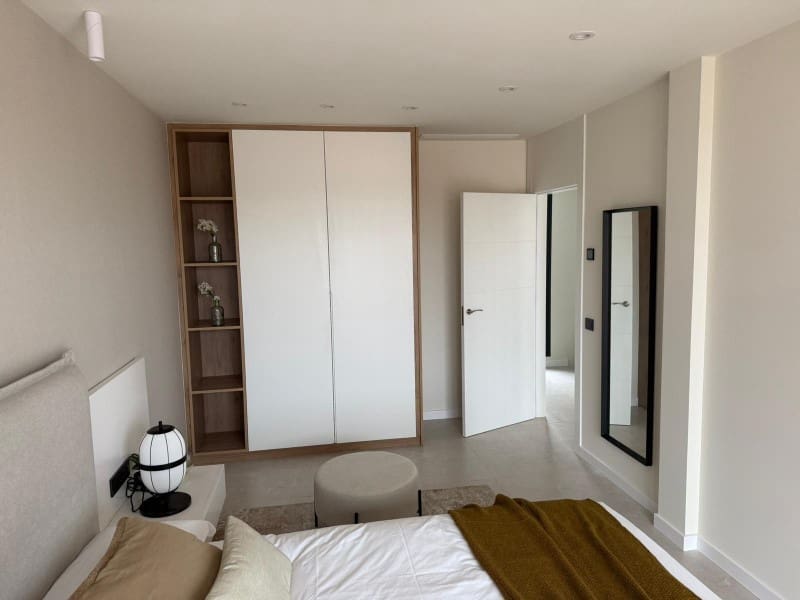 4 slaapkamer Villa te koop in Ciudad Quesada met zwembad - € 1.150.000 (Ref: 9990433)