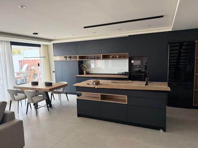 4 slaapkamer Villa te koop in Ciudad Quesada, Rojales met zwembad - € 1.150.000 (Ref: 9990433)