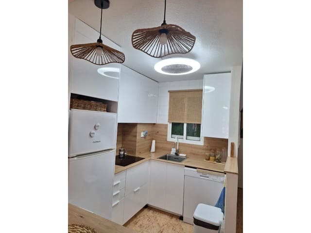 2 soveværelse Lejlighed til salg i Avenida Habaneras - Curva de Palangre, Torrevieja - € 148.900 (Ref: 9990434)