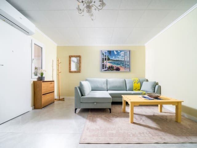 Apartamento de 2 habitaciones en La Veleta, Torrevieja en venta - 199.000 € (Ref: 9990435)