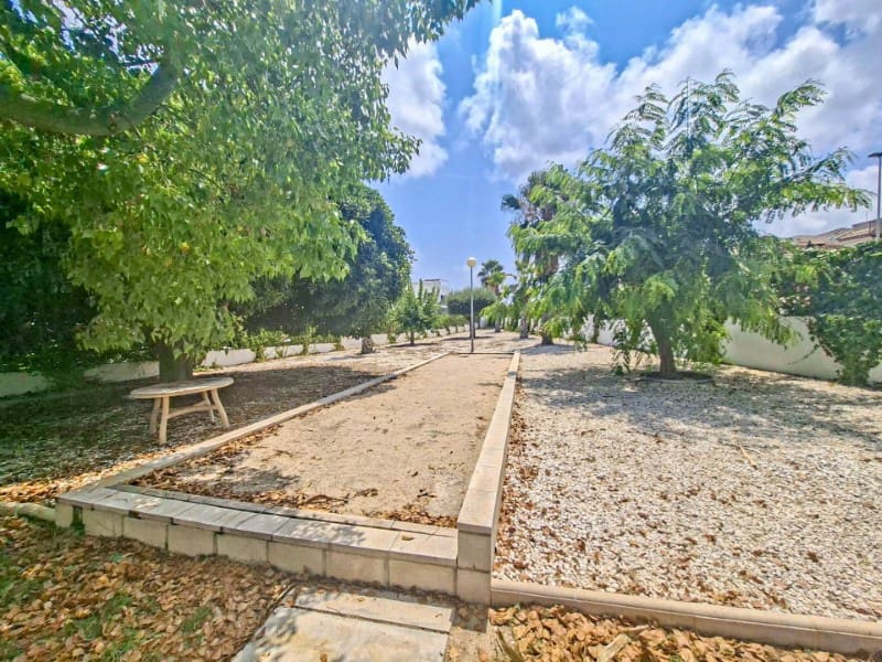 3 soverom Villa til salgs i Orihuela Costa med svømmebasseng - € 330 000 (Ref: 9990436)