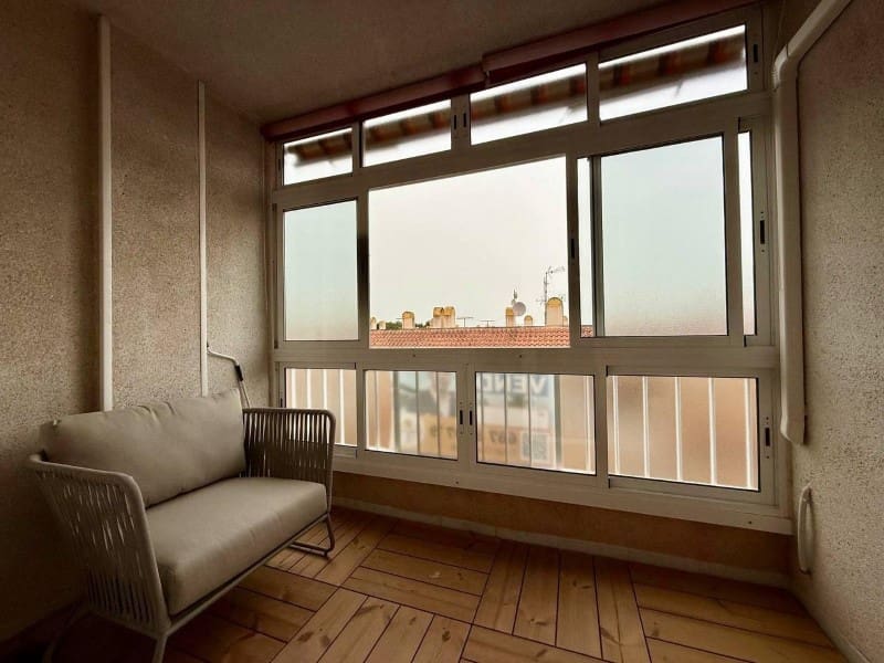 2 soverom Leilighet til salgs i Torrevieja - € 189 900 (Ref: 9990438)