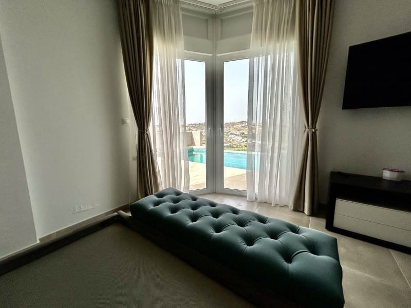 4 soverom Villa til salgs i Ciudad Quesada med svømmebasseng - € 925 000 (Ref: 9990439)