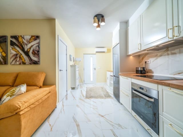2 slaapkamer Appartement te koop in La Veleta, Torrevieja - € 199.000 (Ref: 9990440)