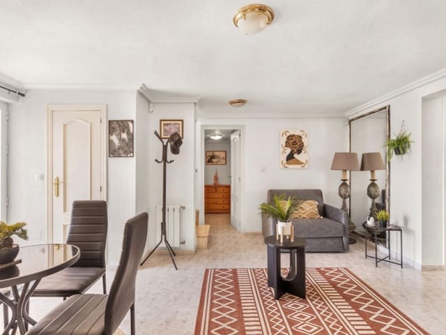 4 soveværelse Villa til salg i Los Altos med swimmingpool - € 499.000 (Ref: 9994350)