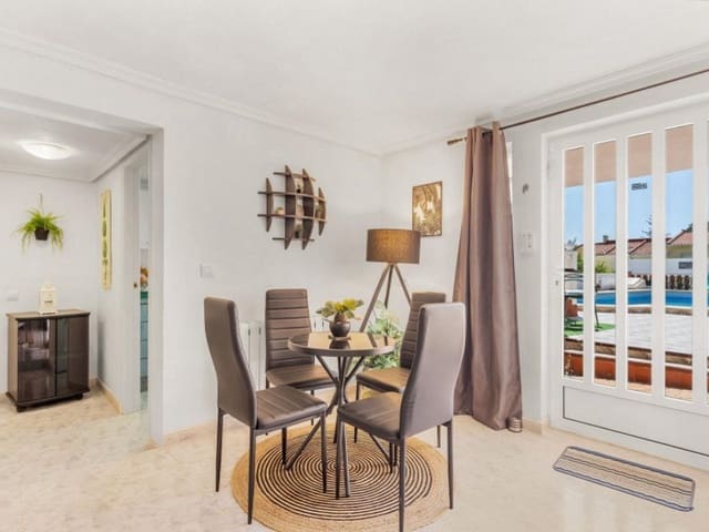 4 soveværelse Villa til salg i Los Altos med swimmingpool - € 499.000 (Ref: 9994350)