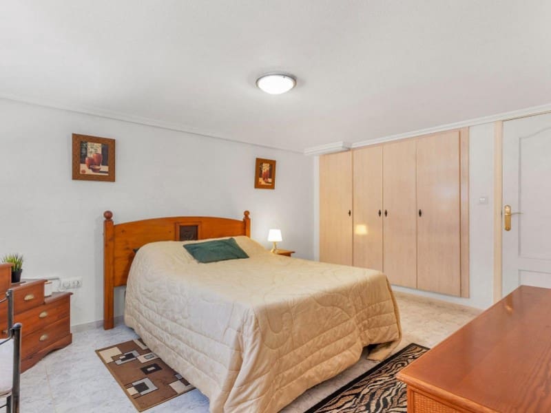 Chalet de 4 habitaciones en Los Altos en venta con piscina - 499.000 € (Ref: 9994350)