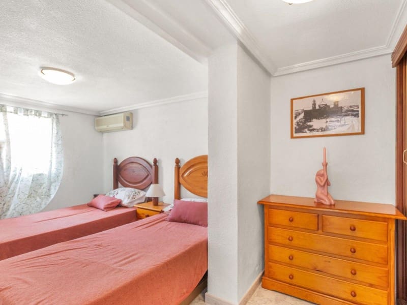 Chalet de 4 habitaciones en Los Altos en venta con piscina - 499.000 € (Ref: 9994350)
