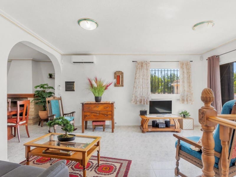 Chalet de 4 habitaciones en Los Altos en venta con piscina - 499.000 € (Ref: 9994350)