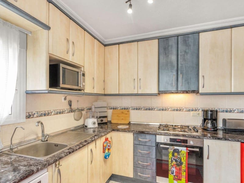 Chalet de 4 habitaciones en Los Altos en venta con piscina - 499.000 € (Ref: 9994350)
