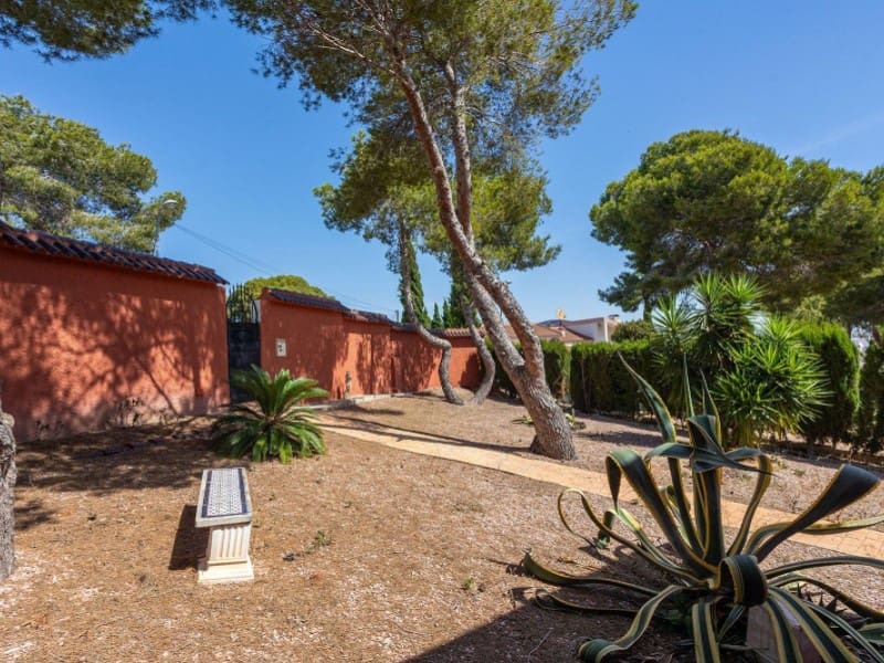 Chalet de 4 habitaciones en Los Altos en venta con piscina - 499.000 € (Ref: 9994350)