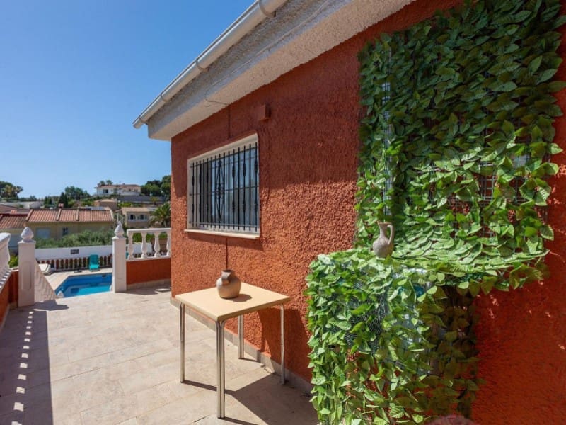 Chalet de 4 habitaciones en Los Altos en venta con piscina - 499.000 € (Ref: 9994350)