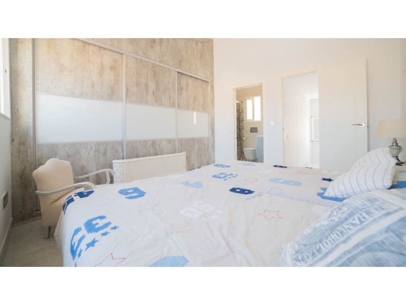 3 makuuhuone Omakotitalo myytävänä paikassa Torrevieja - 319 000 € (Ref: 9994351)