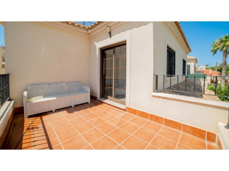 3 soverom Hus til salgs i Aguas Nuevas med svømmebasseng - € 299 000 (Ref: 9994352)