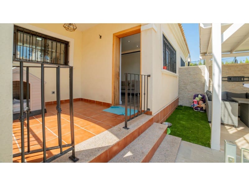 3 soverom Hus til salgs i Aguas Nuevas med svømmebasseng - € 299 000 (Ref: 9994352)